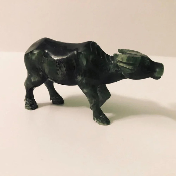 Vintage Stone  Water Buffalo 4 Inch Long Figurine - Picture 1 of 16